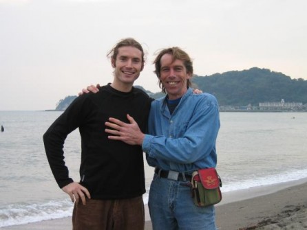 With Cameron in Kamakura, 2005
2005年、キャメロンと鎌倉で